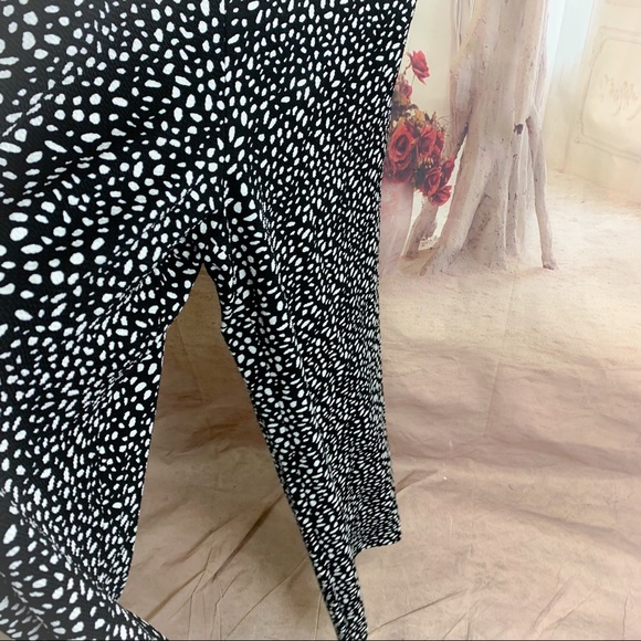 NWOT Eloquii Black White Jumpsuit with Cutout - Picture 5 of 11